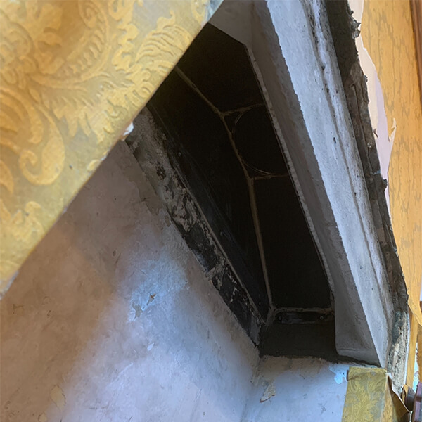Throated Lintel installation by Ironwright
